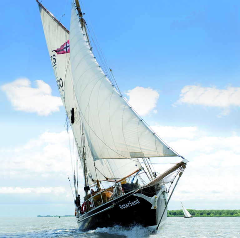 Hoch am Wind auf der Elbe