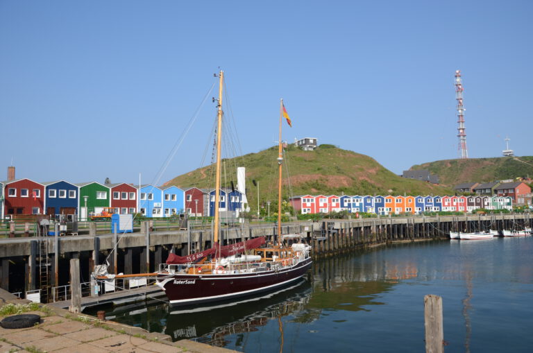 Bunkern in Helgoland vor der Überfahrt nach Kanada