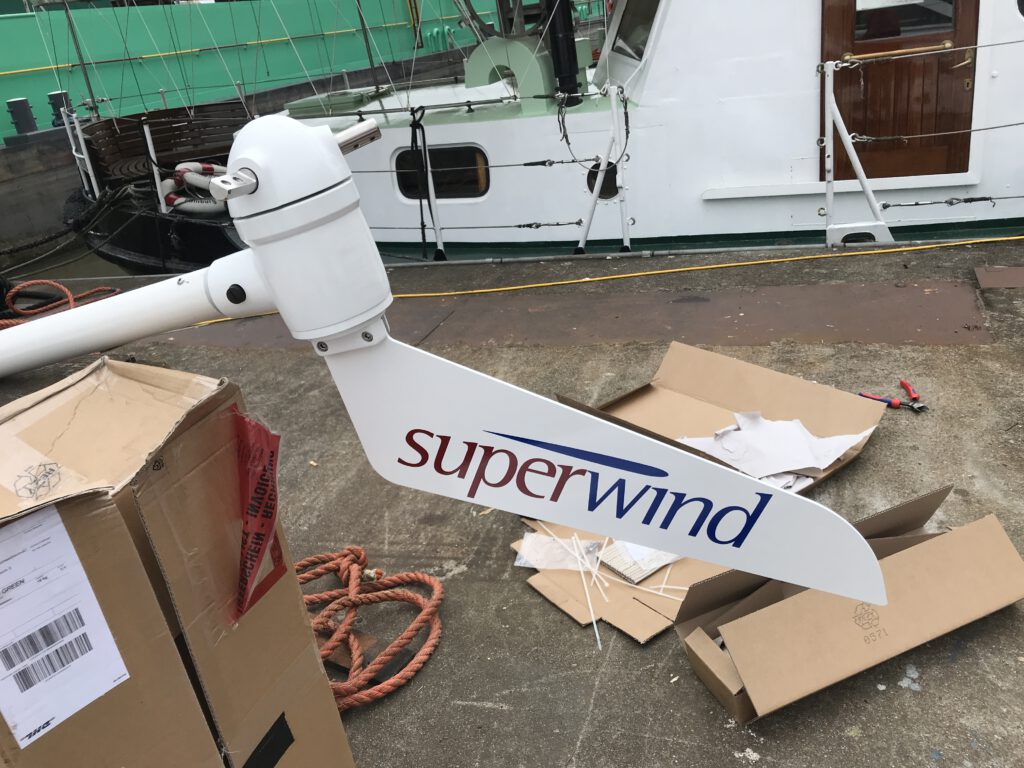 Superwind-Generator mit 350 Wp